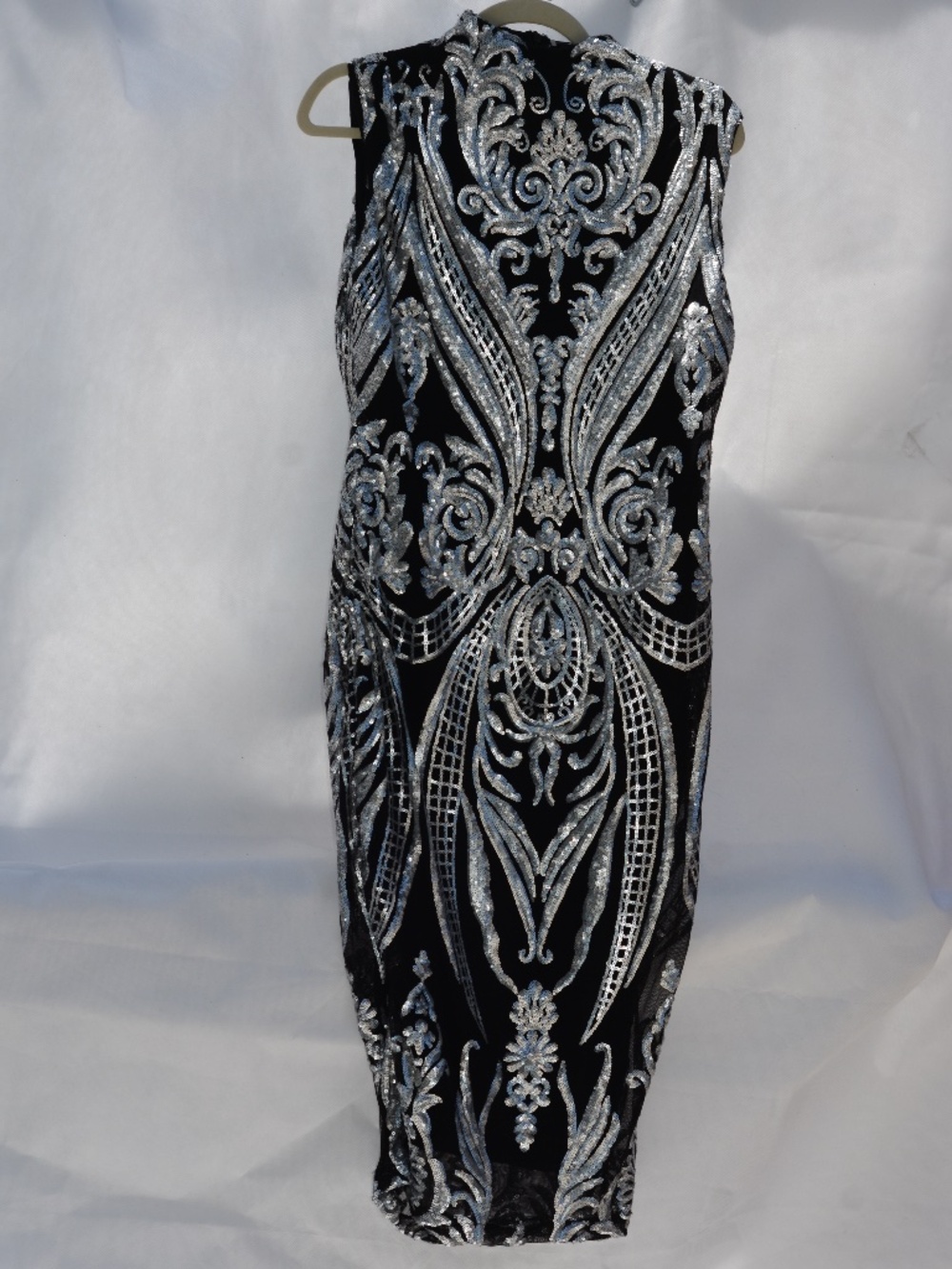 Sequin/Meshed BodyCon SZ L ReVamped B#33